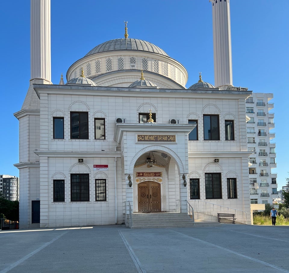 HACI MEHMET BAYAM CAMİİ